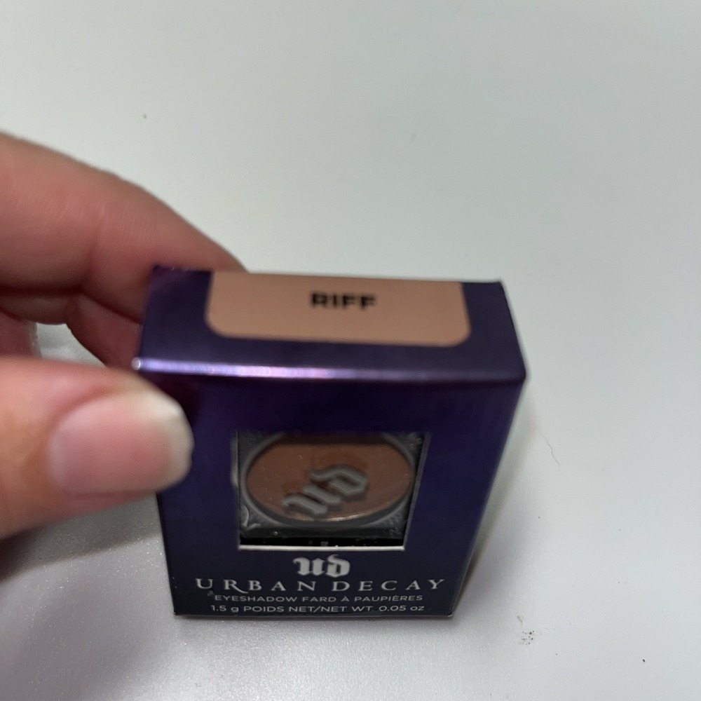 BNIB Urban Decay UD Eyeshadow Single Pot RIFF Brown Retired